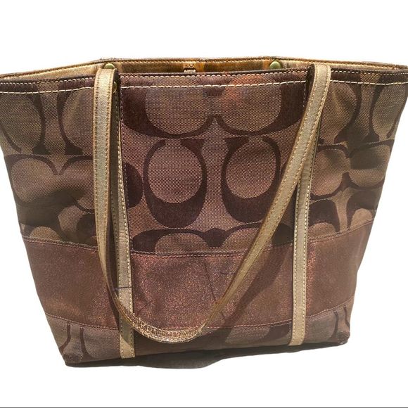 Coach Signature Canvas Logo Tote - Picture 1 of 14